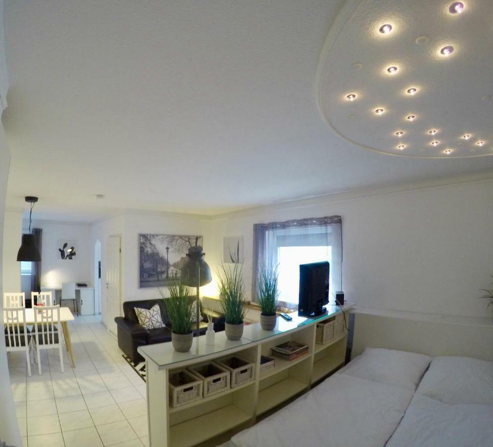 Exkl. Studio Naehe Messe Nuremberg Bagian luar foto